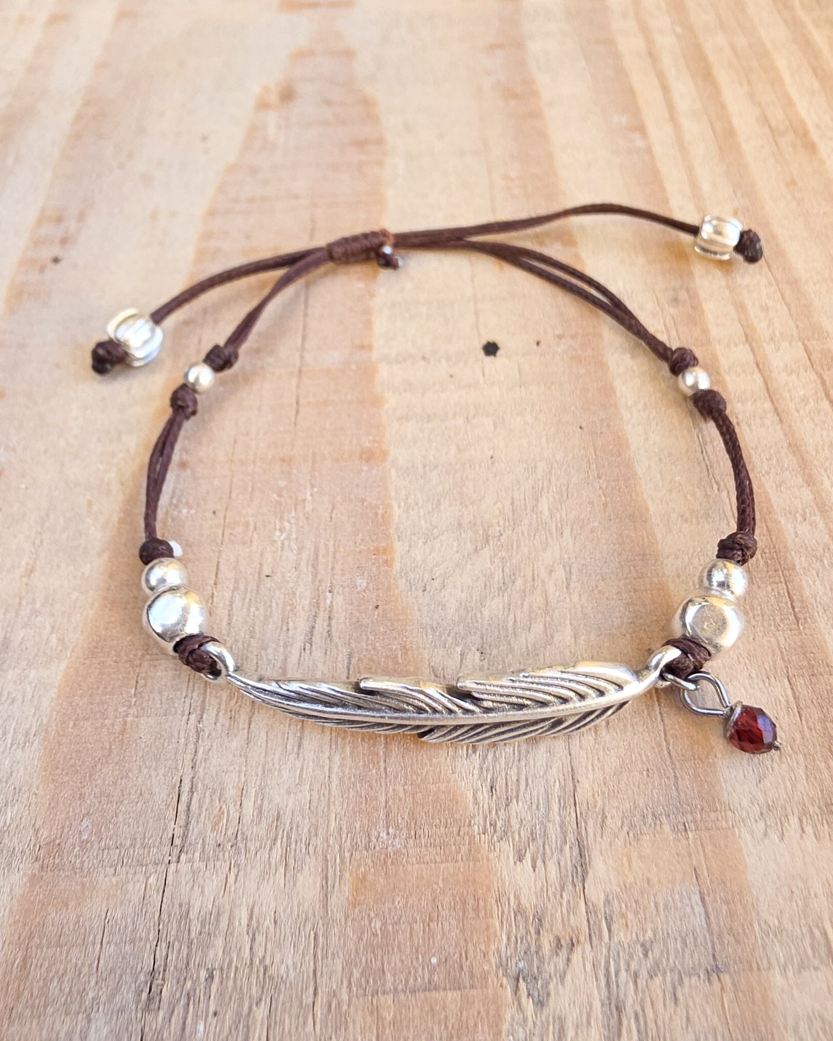 Pulseira Peninha - Momo.lx